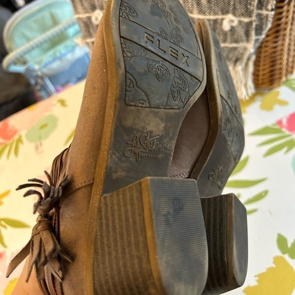 Life stride, brown ankle heel booties soft system flex size 7 - Picture 5 of 10